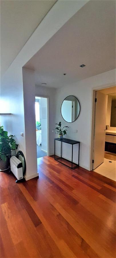 Beautiful Apartment 100Mts Near The Beach In Port Melbourne Exteriör bild