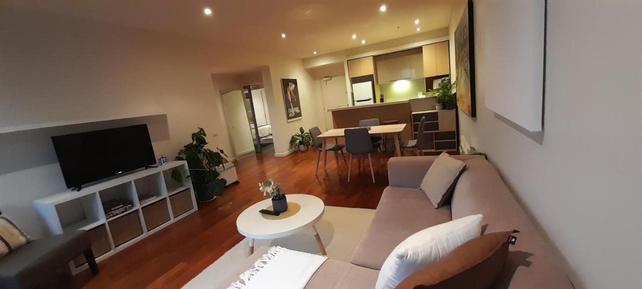 Beautiful Apartment 100Mts Near The Beach In Port Melbourne Exteriör bild