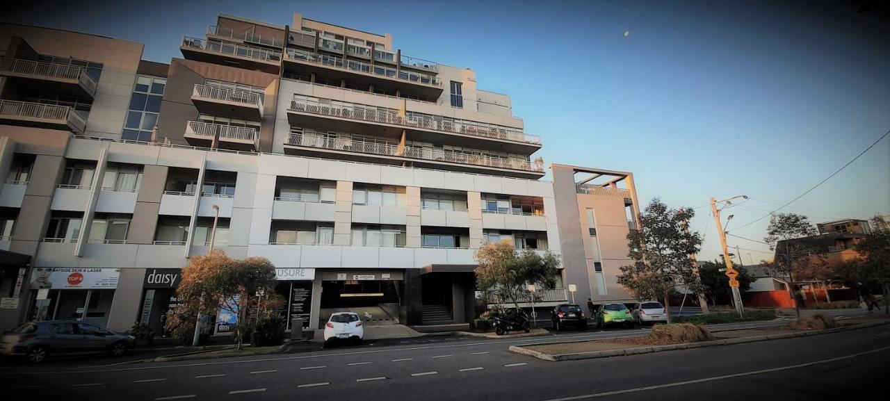Beautiful Apartment 100Mts Near The Beach In Port Melbourne Exteriör bild
